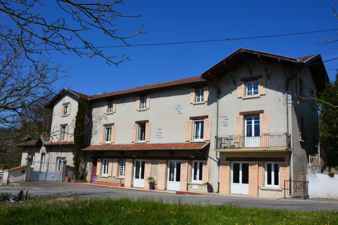 Chambres D'Hotes Le Cedre Bleu Saint-Lattier エクステリア 写真